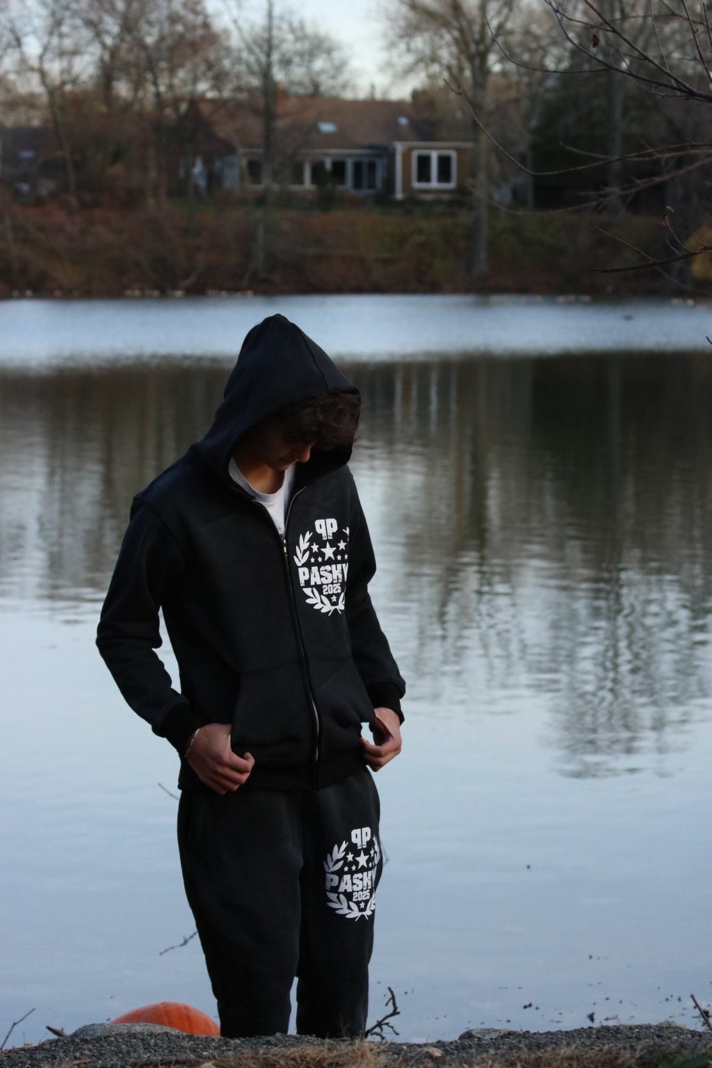 Pashyn’s dirty washed Zip Up Hoodie